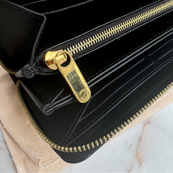 SOLD Louis Vuitton Limited Edition Constellation Mahina Leather Zippy Wallet NM - Picture 14 of 16